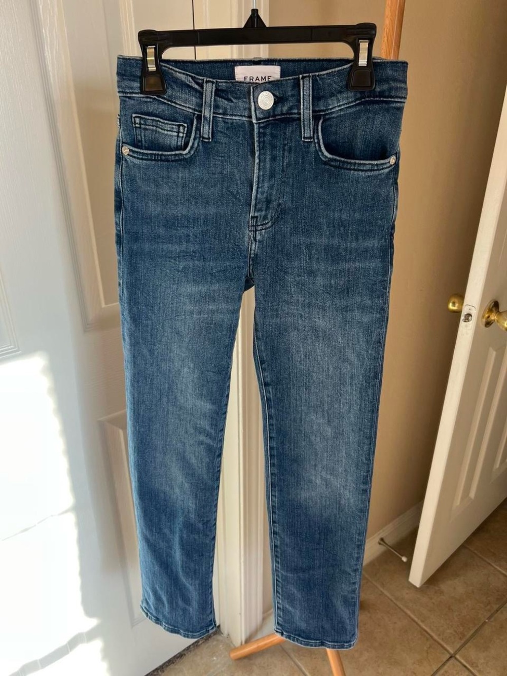 Frame Denim Women’s Le High Straight Blue Jeans